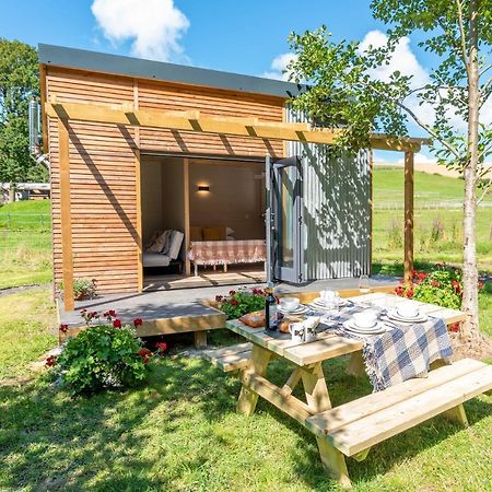 Sunset Cabins - Studio Pod-Sleeps 3-Tjsssc Barnstaple Exterior photo